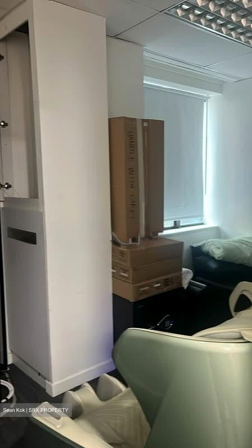 One Raffles Place (D1), Office #530841491